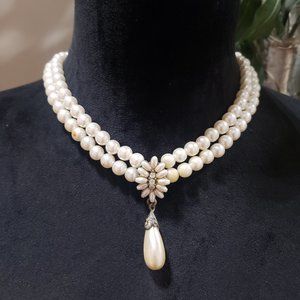 Beautiful Double Strand Faux Pearl Beaded Necklace with Diamantes in the Pendant